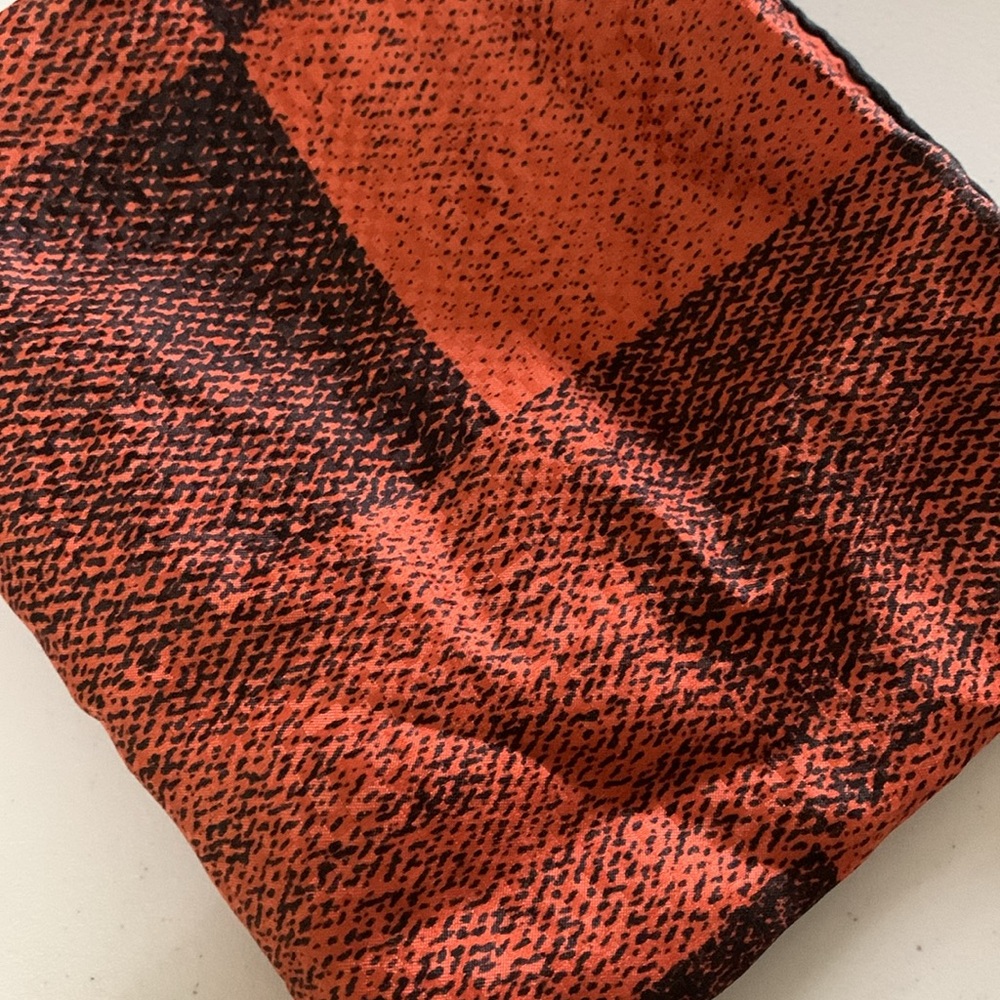 Vera Neumann 🐞 1960s Foulard Copper Black 25.5” Square Checker Hand Roll